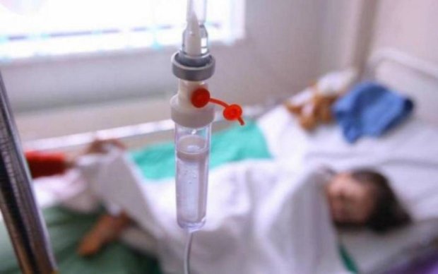 Масове отруєння: шестеро вихованців дитсадка опинилися в лікарні