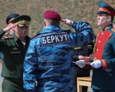 Кримські зрадники отримали посилочку від Путіна