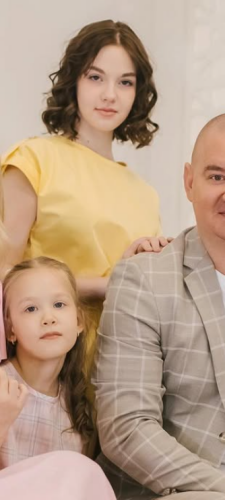 Евгений Кошевой с семьей, фото из соцетей