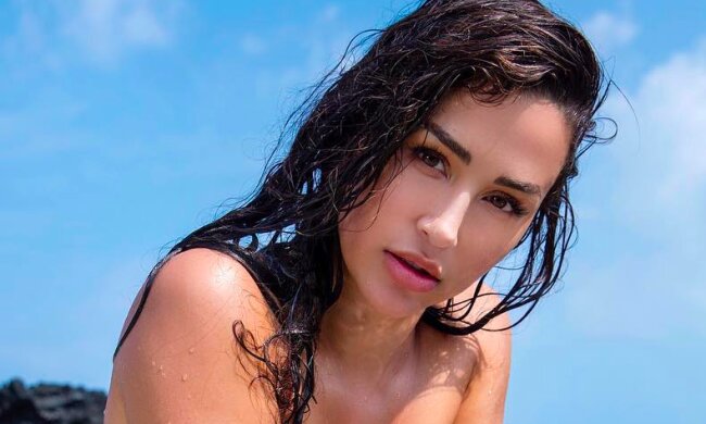 Ана Чері, instagram.com/anacheri/