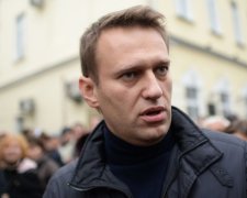 Навальний отримав штраф та 15 діб в'язниці