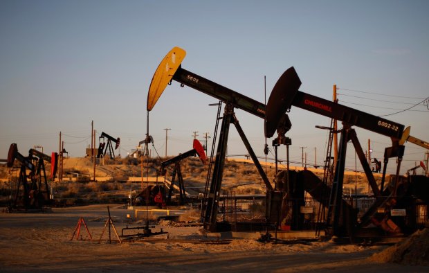 Мировые цены на нефть установили рекорд: рынок лихорадит от скачков
