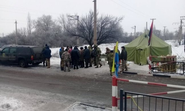 Блокадники звинуватили копів в провокаціях