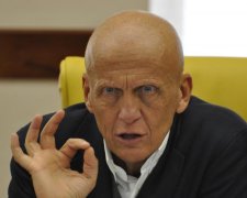 Відомий екс-арбітр припинив співпрацю з українськими суддями 