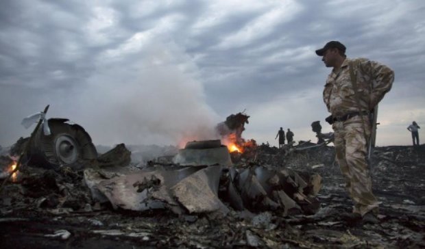Британцы собрали факты, как РФ скрывает улики причастности к сбитому МН17