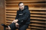 Усик обзавівся "бригадою" і відправився вирішувати серйозні справи: "Відповідати будемо разом"