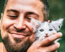 Ветераны АТО снялись в откровенной фотосессии ради котят