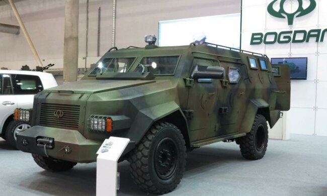 ЗСУ отримають бронеавтомобілі Барс-8