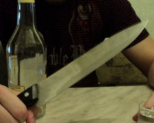 Под Луганском мужчина убил своего 17-летнего собутыльника