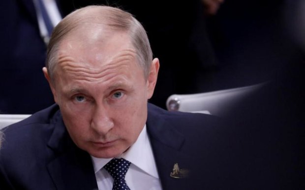 Вмешательство в выборы: в деле Путина внезапно появился певец