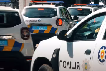 Под Тернополем ищут огуречного вора - сгреб все корнишоны и исчез из погреба
