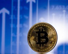 Биткойн пробил потолок