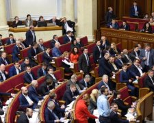 В Раде сказали, чем закончится противостояние Луценко и Довгого