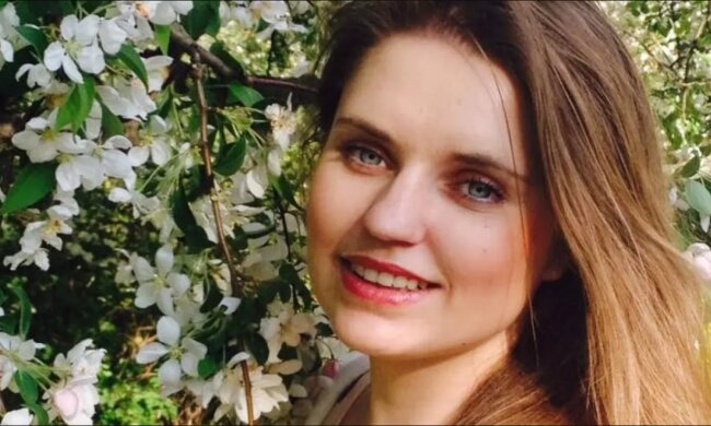 На советницу Ермака Страхову набросились собаки: коммунальщики начали охоту