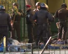 Стрілянина у Києві: затримано 20 "рекетирів" (фото)