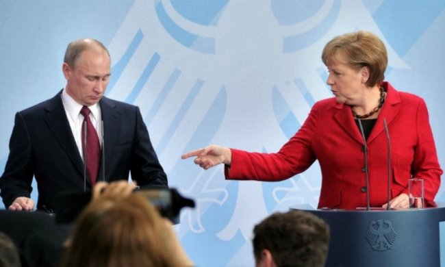 Меркель нагадала Путіну про територіальну цілісність України