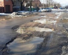 Япония vs Украина: Комаров доступно объяснил, что не так с нашими дорогами