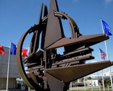 НАТО намагається домовитися з Росією