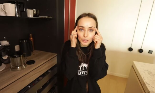 Ксенія Манекен, скріншот YouTube