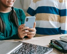 Запрет смартфонов в школах Польши