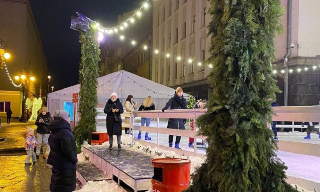 Украинцы на улице, фото: Знай.ua
