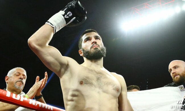 Артур Бетербієв