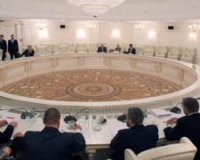 Мінські переговори: які питання загнали бойовиків у глухий кут
