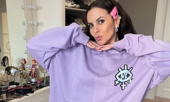 Настя Каменских / фото: instagram.com/kamenskux