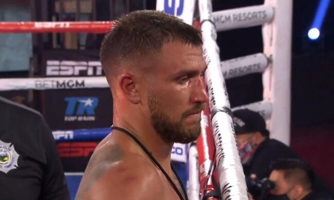 Ломаченко не сдержал буйного Лопеса в бою за звание абсолютного чемпиона: украинцы в слезах