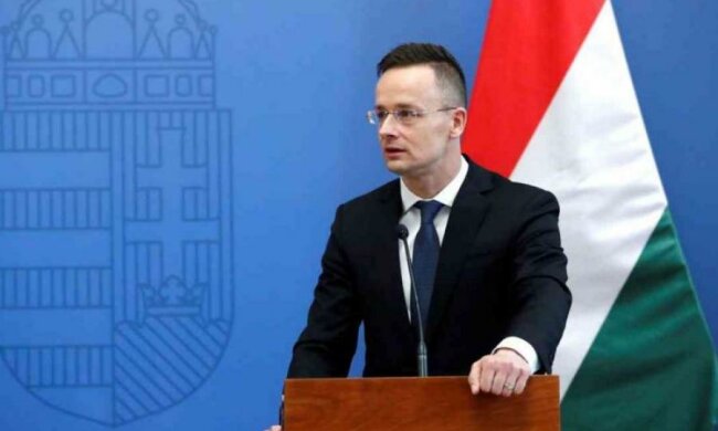 Венгрия опять достала методичку Путина и набросилась на Украину