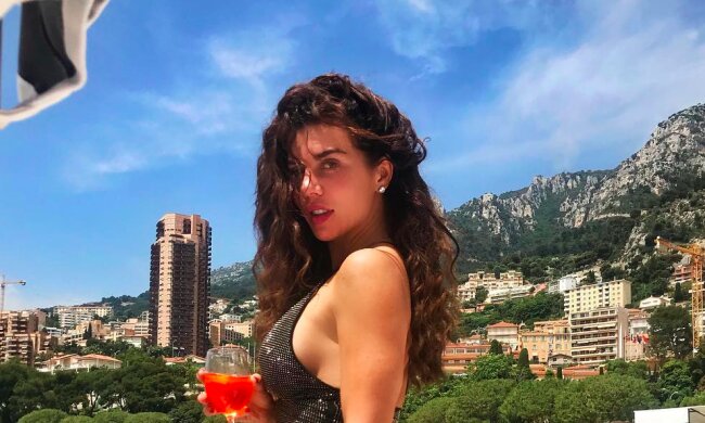 Анна Сєдокова, instagram.com/annasedokova/