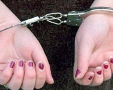 Во Львовской области мошенница «выманила» у людей 13,5 млн грн