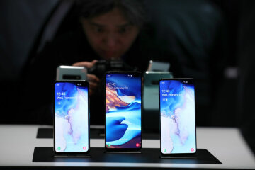 Samsung Galaxy S10+, gettyimages