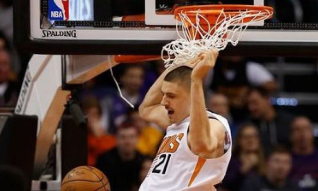 Ефектний данк українця в НБА (відео)