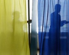Затягивая выборы на Донбассе, Украина успеет восстановить силы