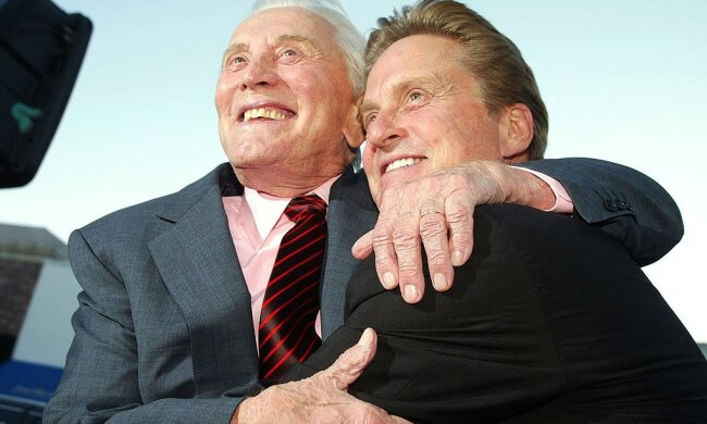 Кирк и Майкл Дуглас, фото: Realist