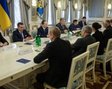 Стало відомо, як поставити Кремль "на місце"
