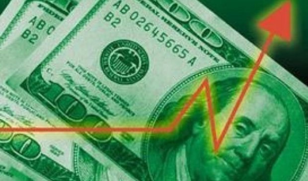 Доллар дорожает из-за уменьшения валютной выручки экспортеров - экономист