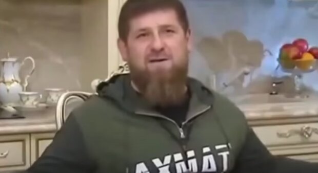 Рамзан Кадыров опозорился с мячом еле передвигаясь, без силы в руках: "дебаскетболизация" в Чечне
