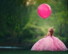 Пользователям предложили выбрать самую красивую девочку в мире: фото