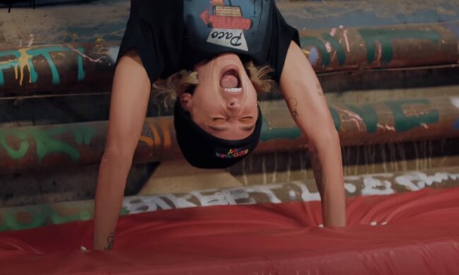 Івлєєва відшукала фото з Крідом до популярності: повні і в брудному одязі