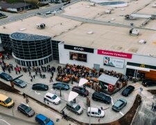 Колапс при відкритті нового Mcdonald's, фото: Facebook