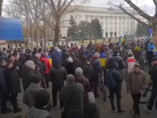 Митинг в Херсоне, фото: скриншот из видео