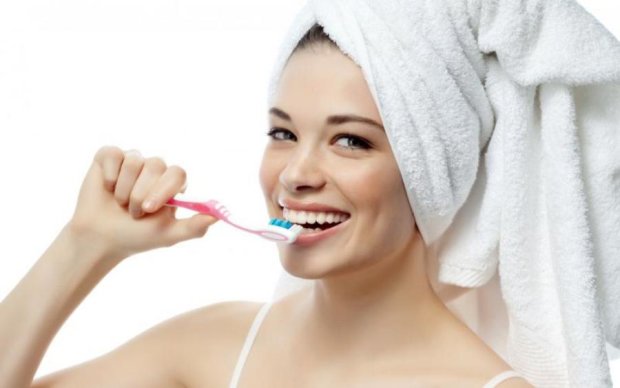 Ученые доказали: зубная паста предотвращает самые опасные болезни