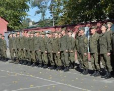Тилові щури: армійські розкрадачі попались на гарячому