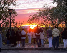 Украинцы, закат, фото из соцсетей