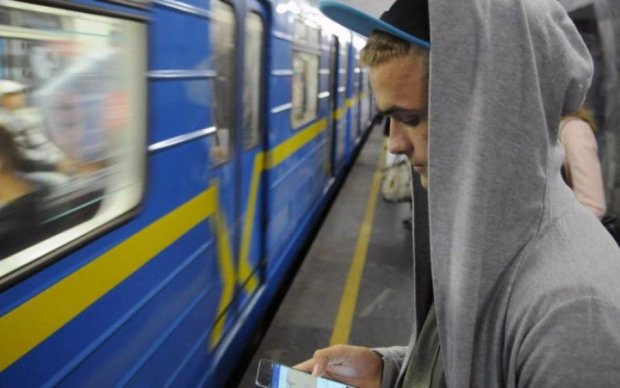 Отмена роуминга: Киевстар переложит убытки на украинцев