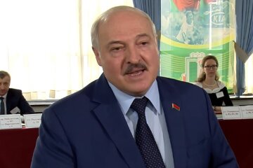 Почалися переговори України і Росії з приводу війни — їх ініціювала Москва