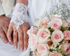 Грабіжники атакували весільний кортеж