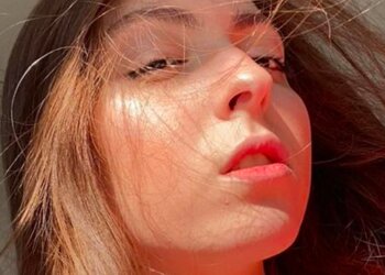 Маша Полякова, instagram.com/mashapolyakova/